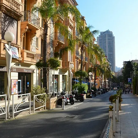 Republic Boulevard Center